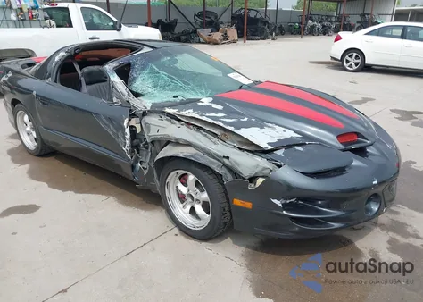 2001 Pontiac Firebird Formula из США, поврежденный, VIN 2G2FV22G412131387